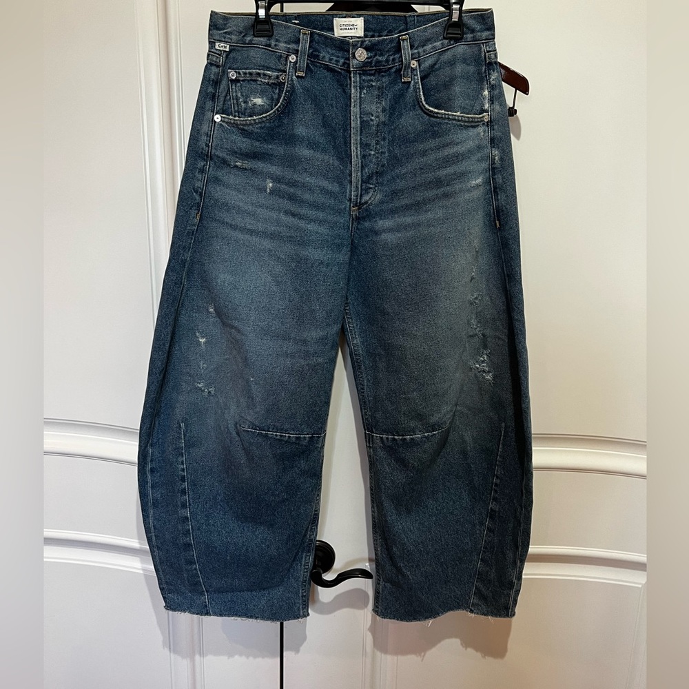 CITIZENS OF HUMANITY Horseshoe Frayed Jeans Size 29